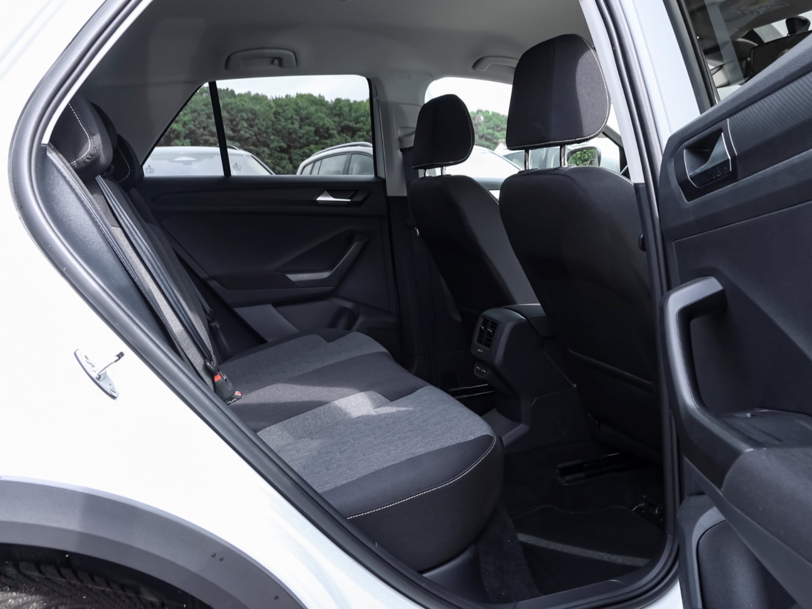 Volkswagen T-Roc – Bild 8