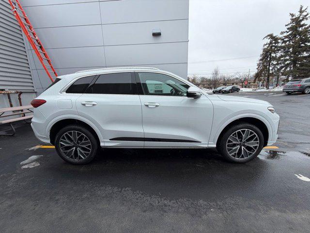 2025 Audi Q5 Premium Plus - Photo 5