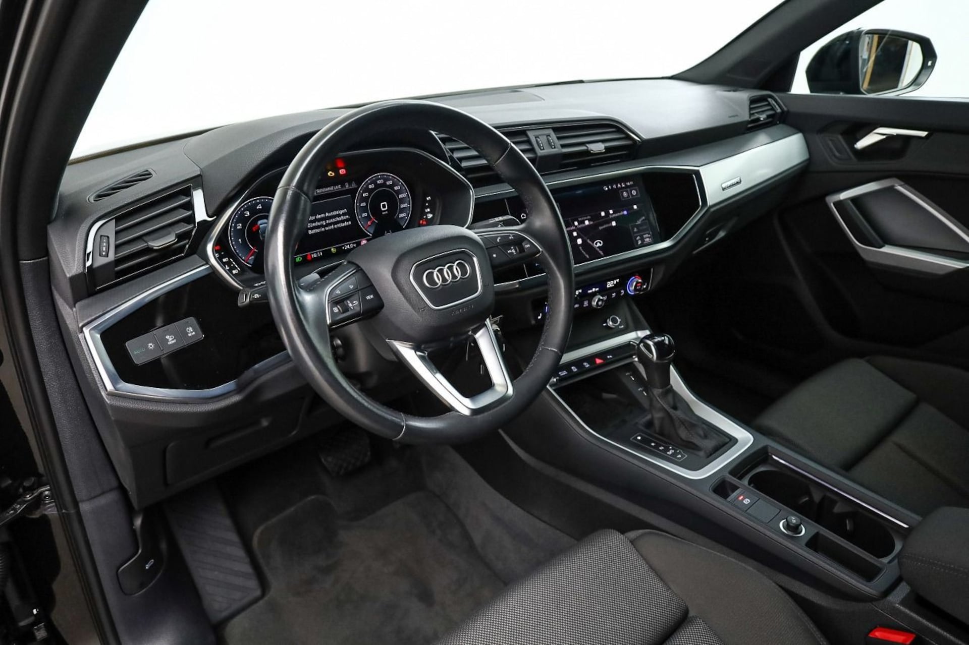 Audi Q3 Sportback S line