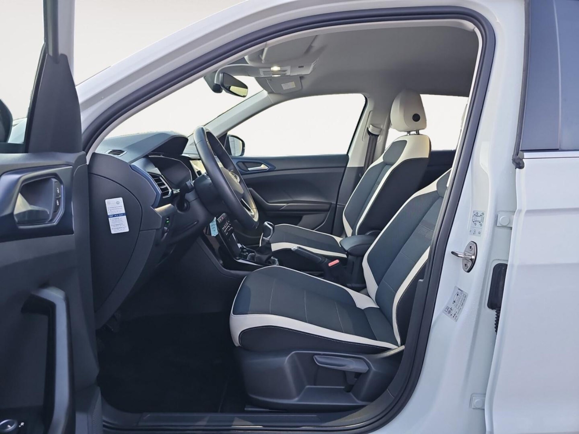 Volkswagen T-Cross Style
