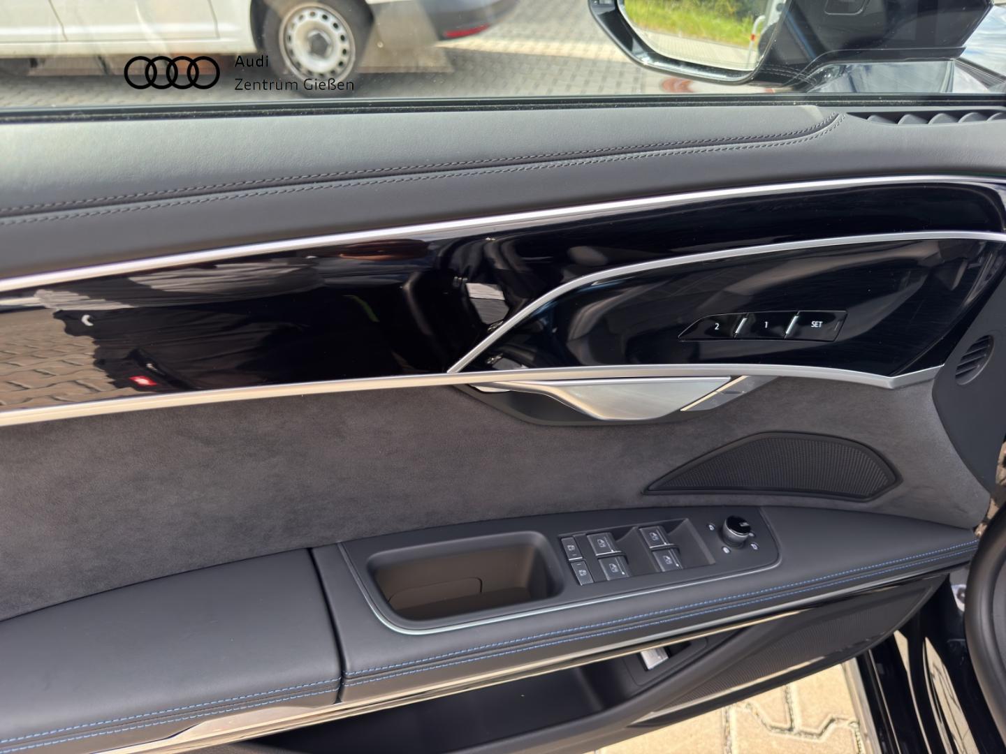 Image about Audi A8 TFSI e 60 TFSI e quattro tiptronic