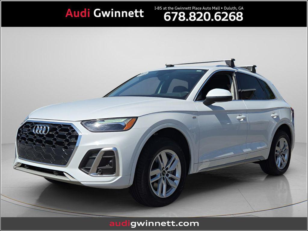 2023 Audi Q5 45 Premium's photo