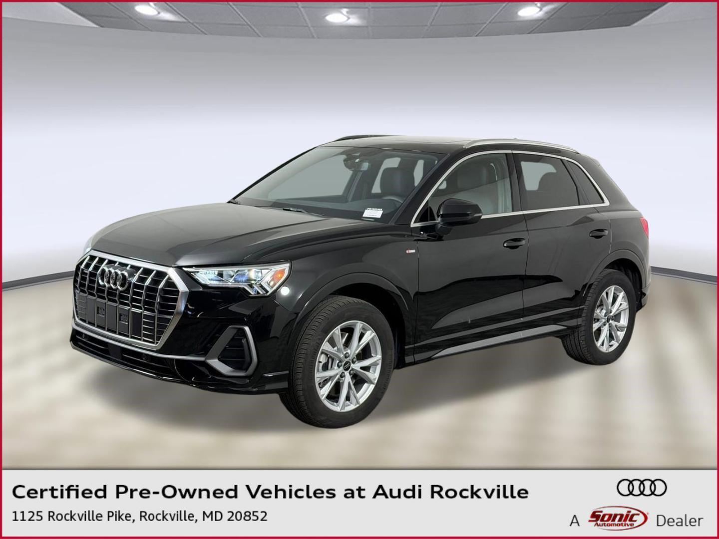2025 Audi Q3 45 TFSI S Line Premium quattro's photo