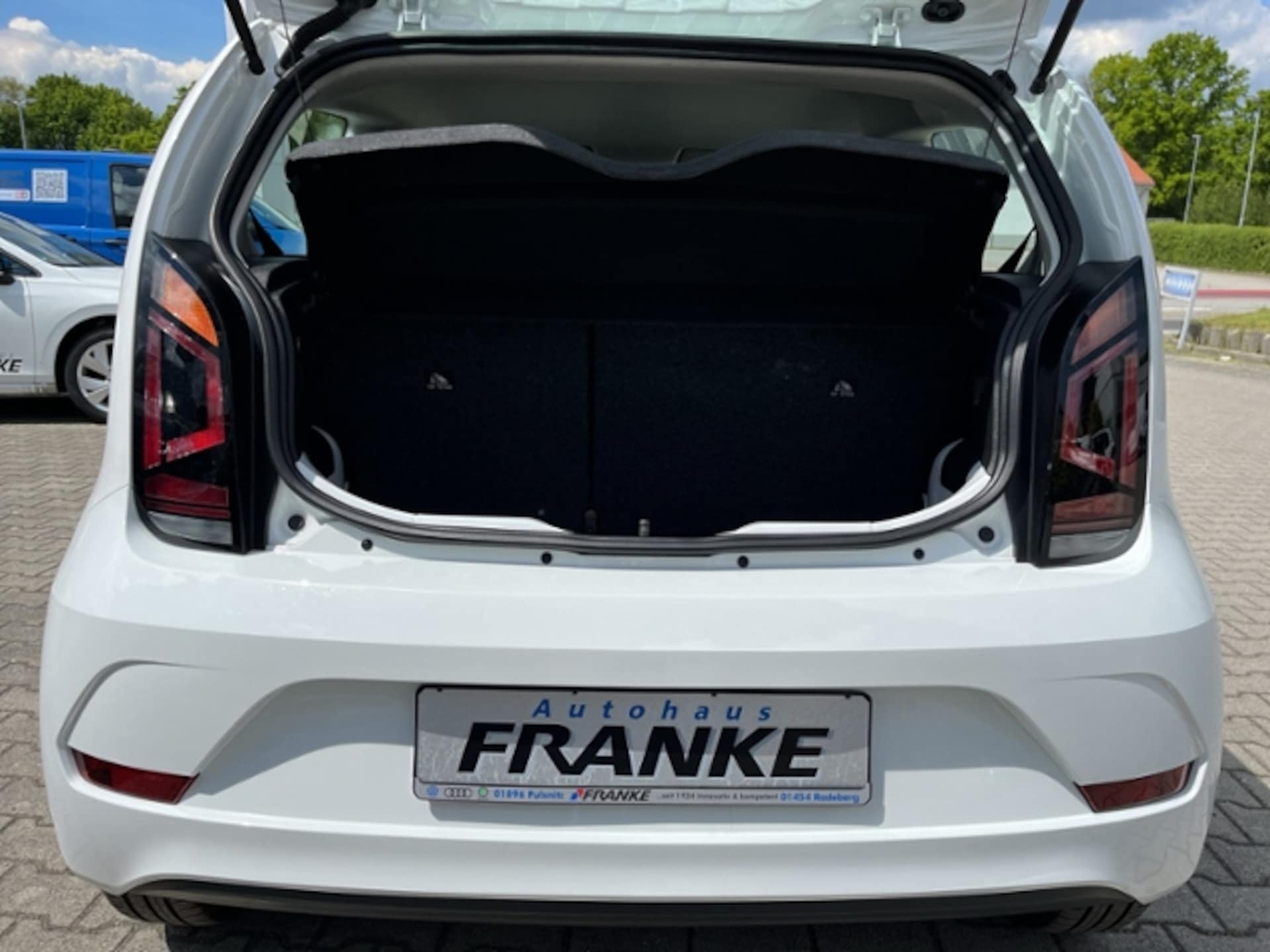 Volkswagen up!