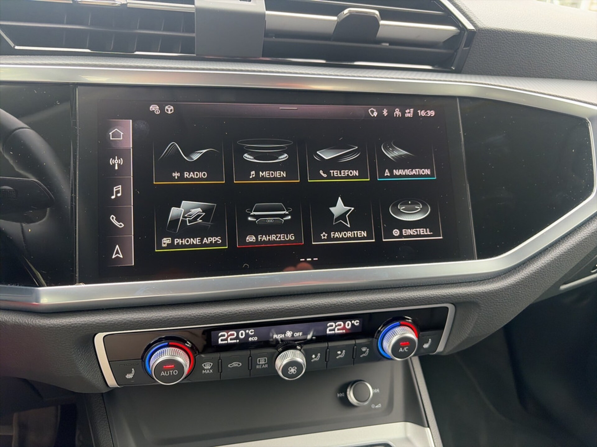 Audi Q3 Sportback S line
