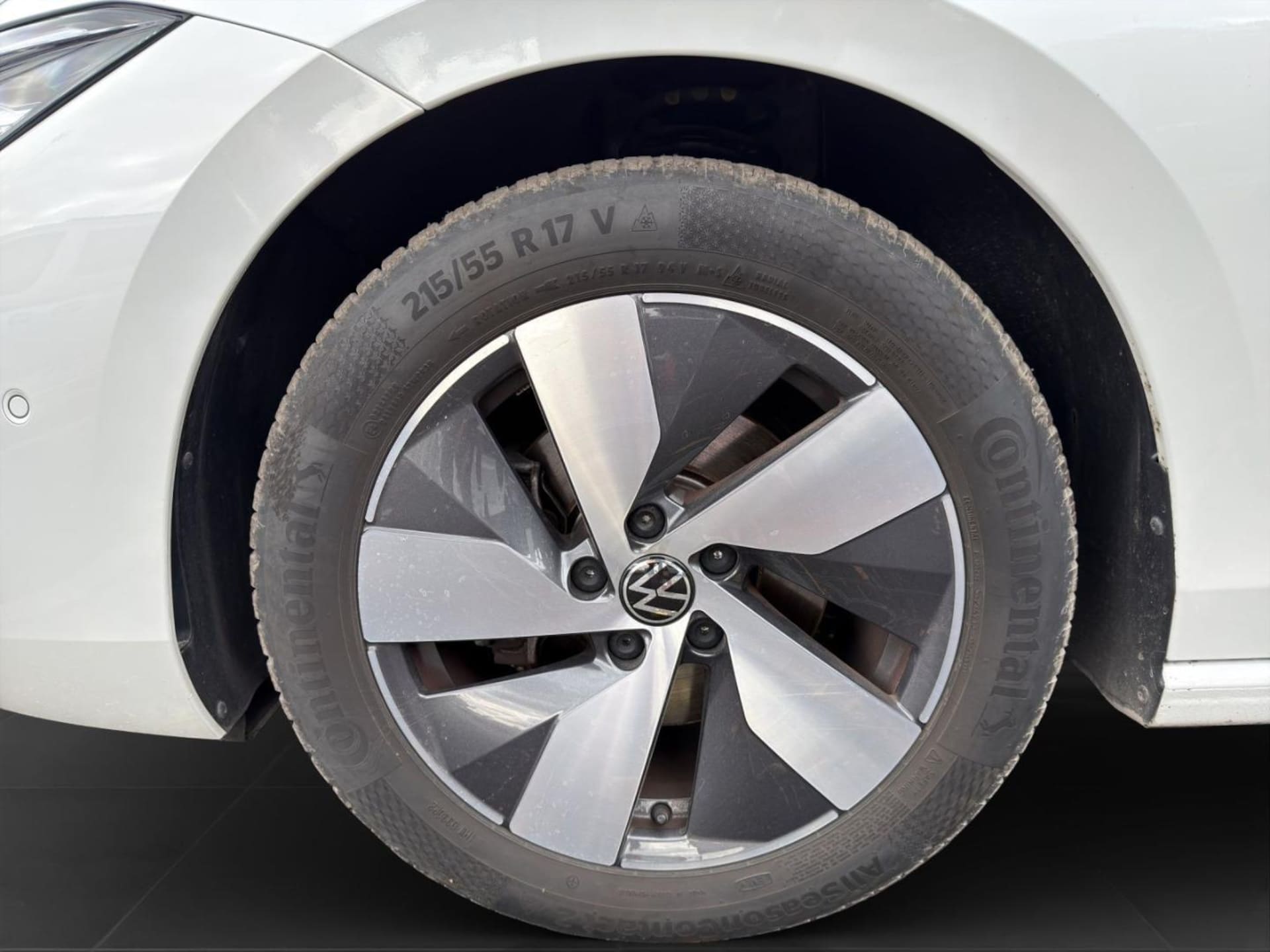 Volkswagen Passat Business