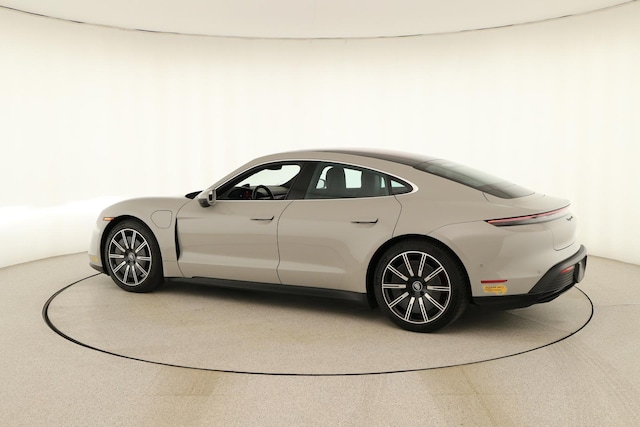 2022 Porsche Taycan