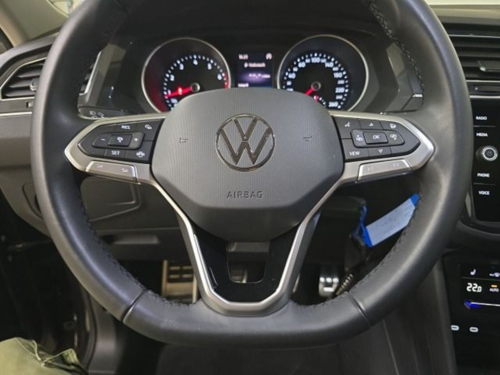 Volkswagen Tiguan – Bild 11