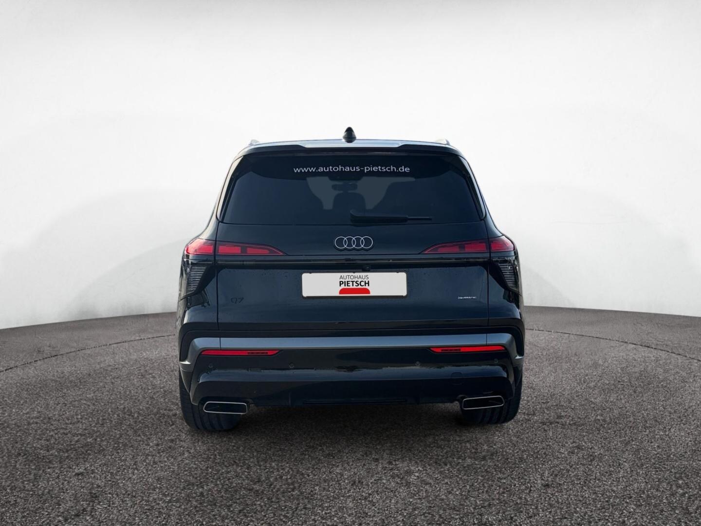 Bild über Audi Q7 SUV TDI quattro 220 kW tiptronic - für weitere Informationen kontaktieren Sie den Audi Partner