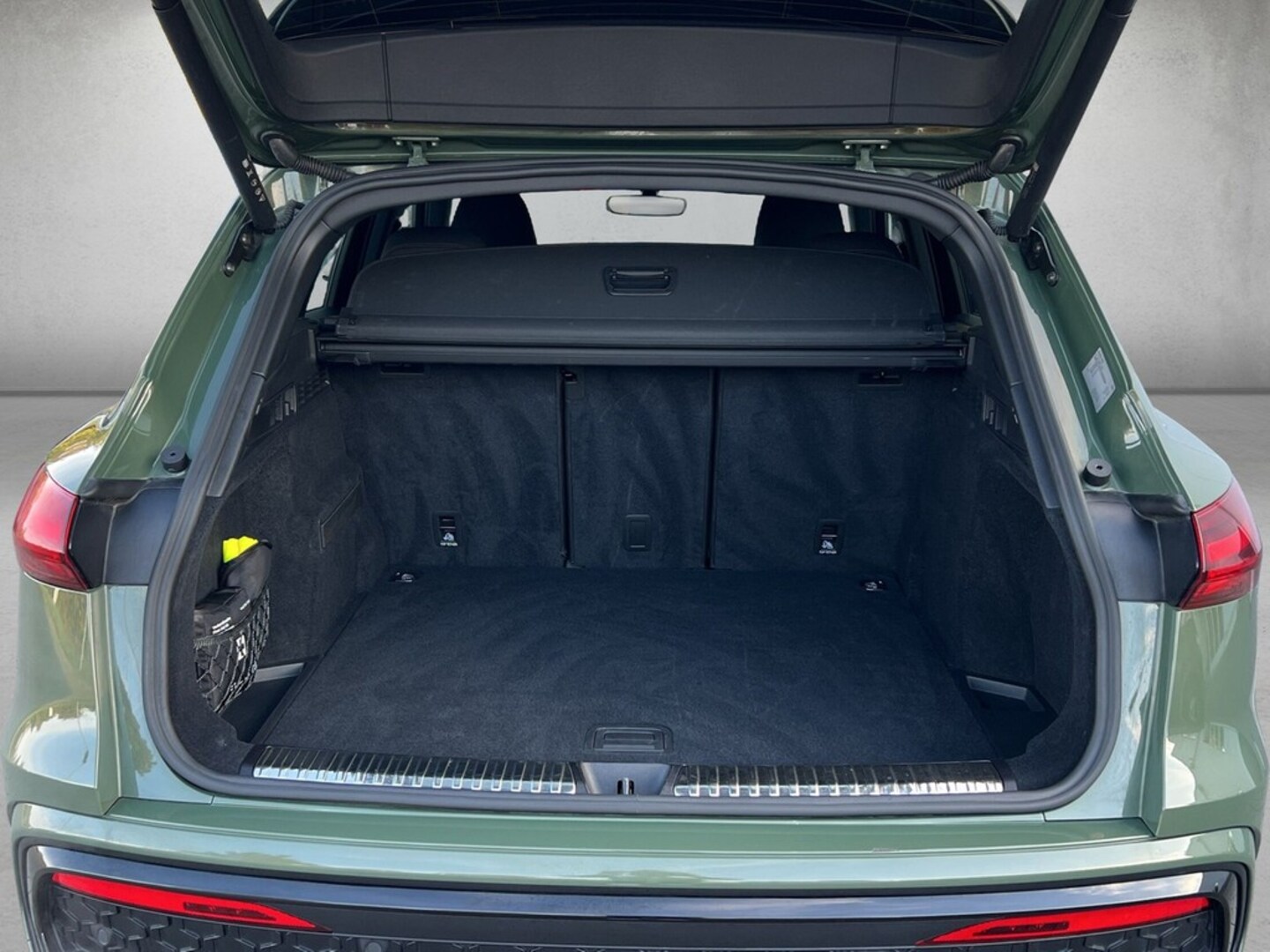 Bild über Audi Q5 SUV TDI quattro 150 kW S tronic - für weitere Informationen kontaktieren Sie den Audi Partner