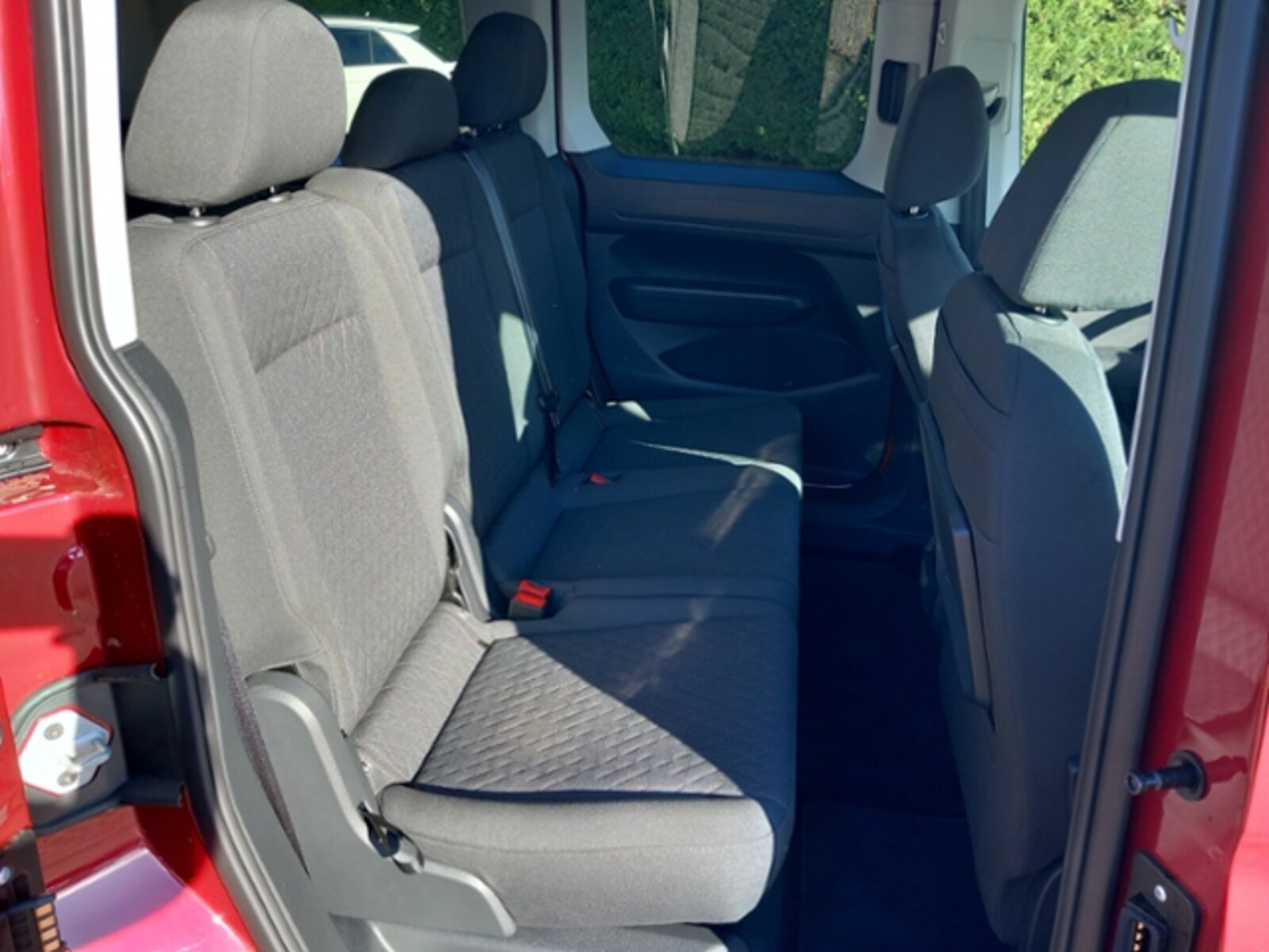 Volkswagen Caddy – Bild 8