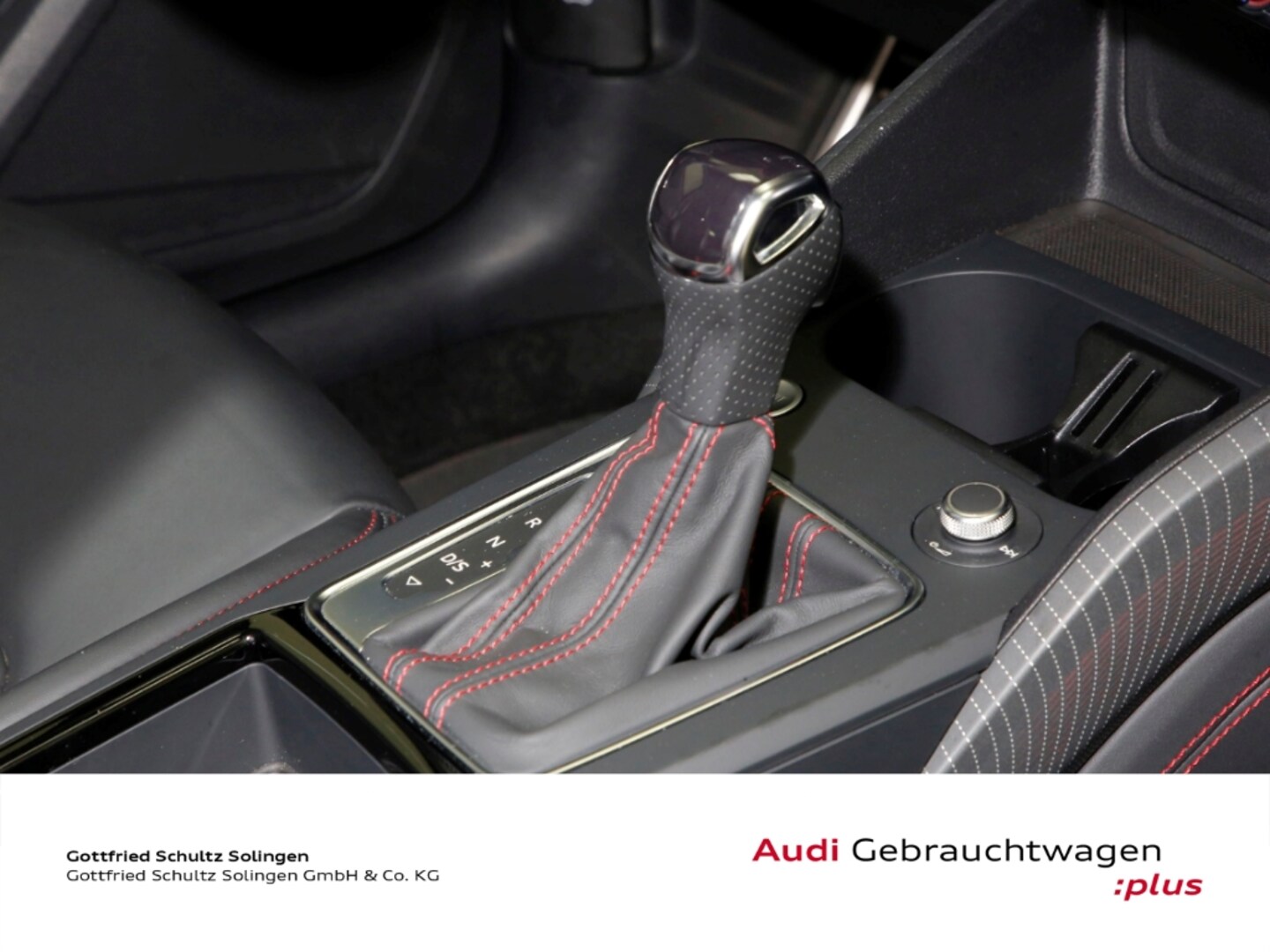 Bild über Audi Q2 S line 35 TFSI S tronic - für weitere Informationen kontaktieren Sie den Audi Partner