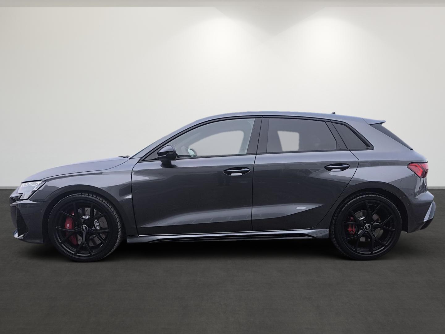 Image about Audi RS 3 Sportback TFSI quattro S tronic