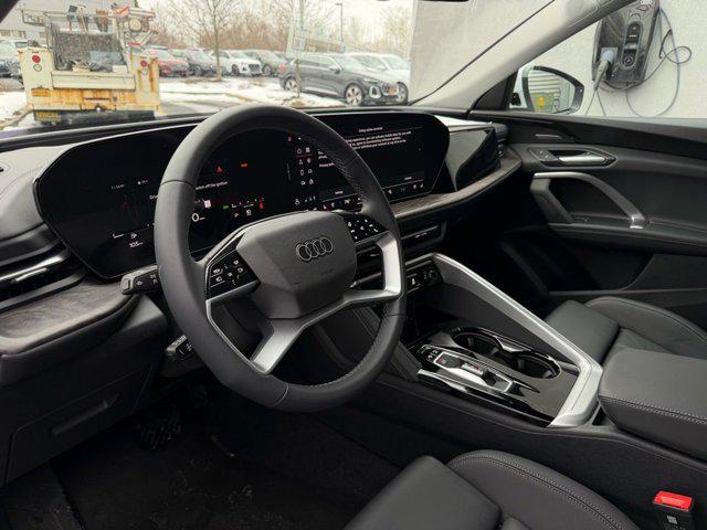 2025 Audi Q5 Premium Plus - Photo 11