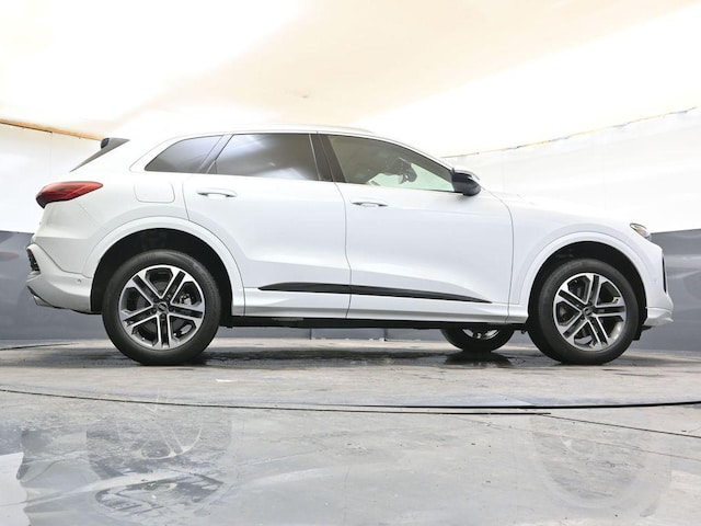 2025 Audi Q5 Premium - Photo 34