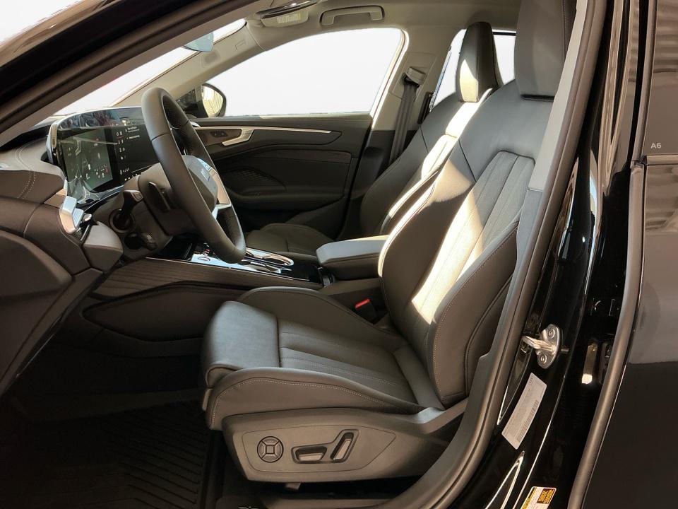 2026 Audi A6 Premium Plus - Photo 9