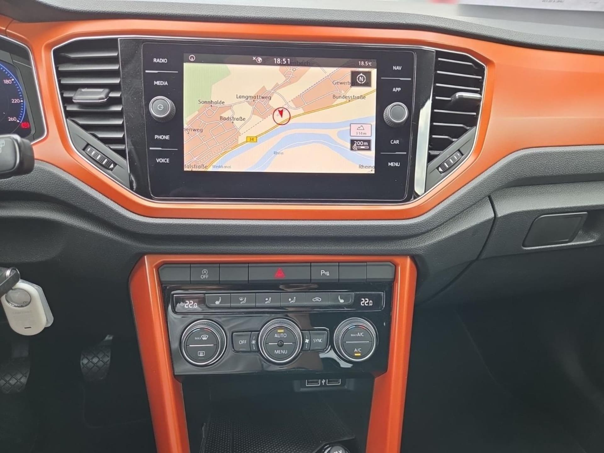 Volkswagen T-Roc Style