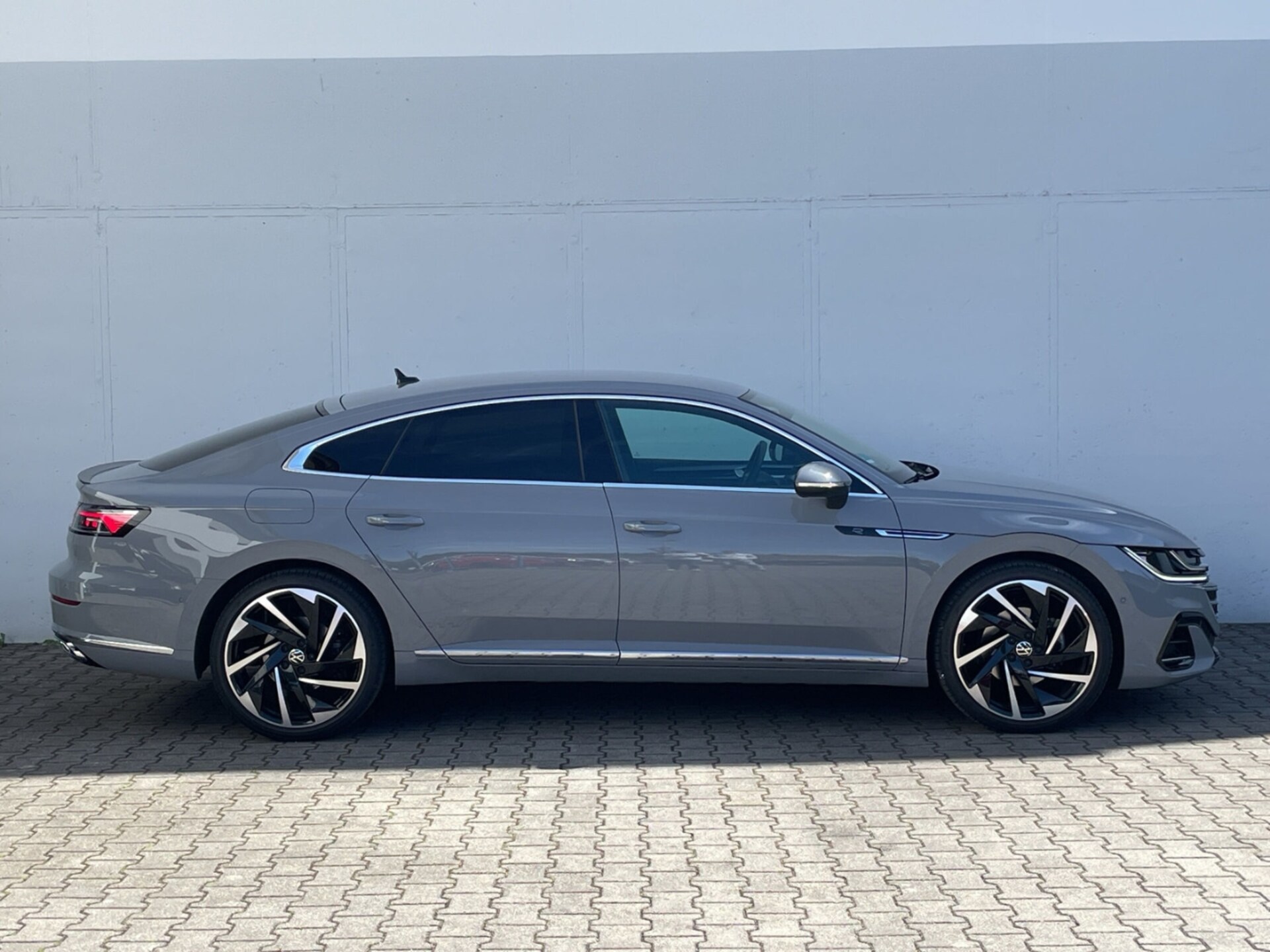 Volkswagen Arteon R-Line