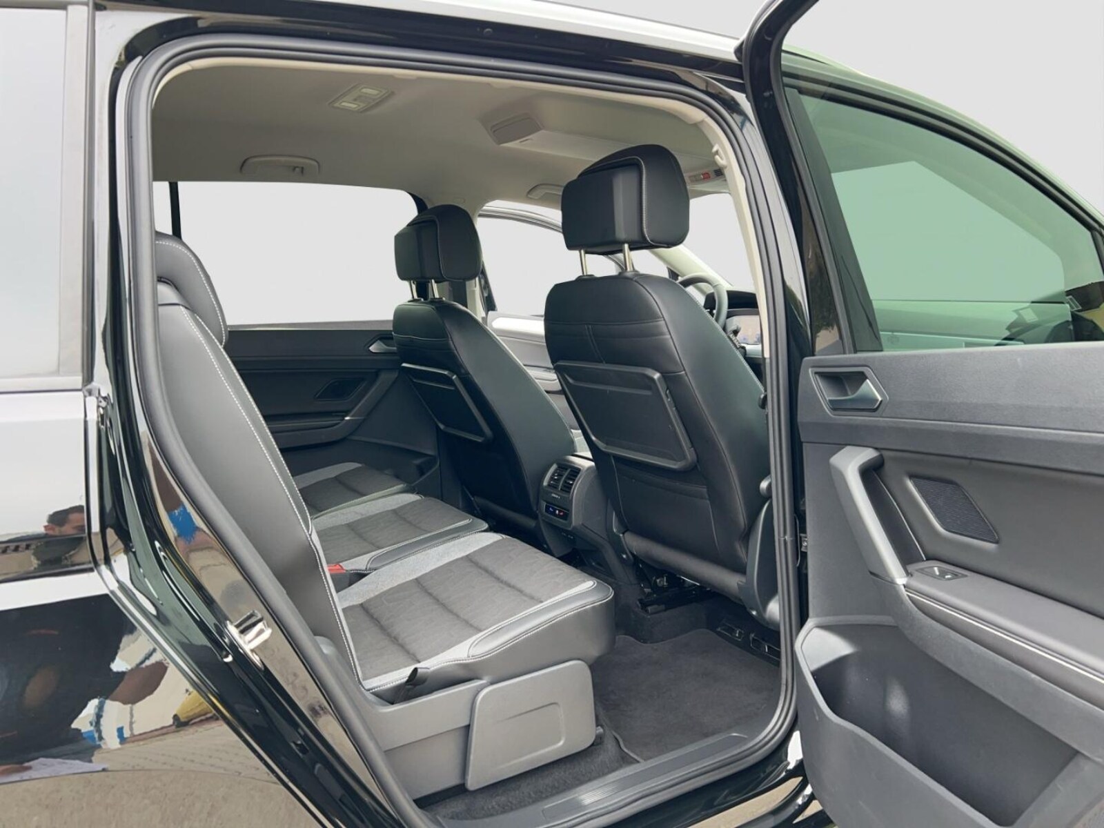 Volkswagen Touran – Bild 23