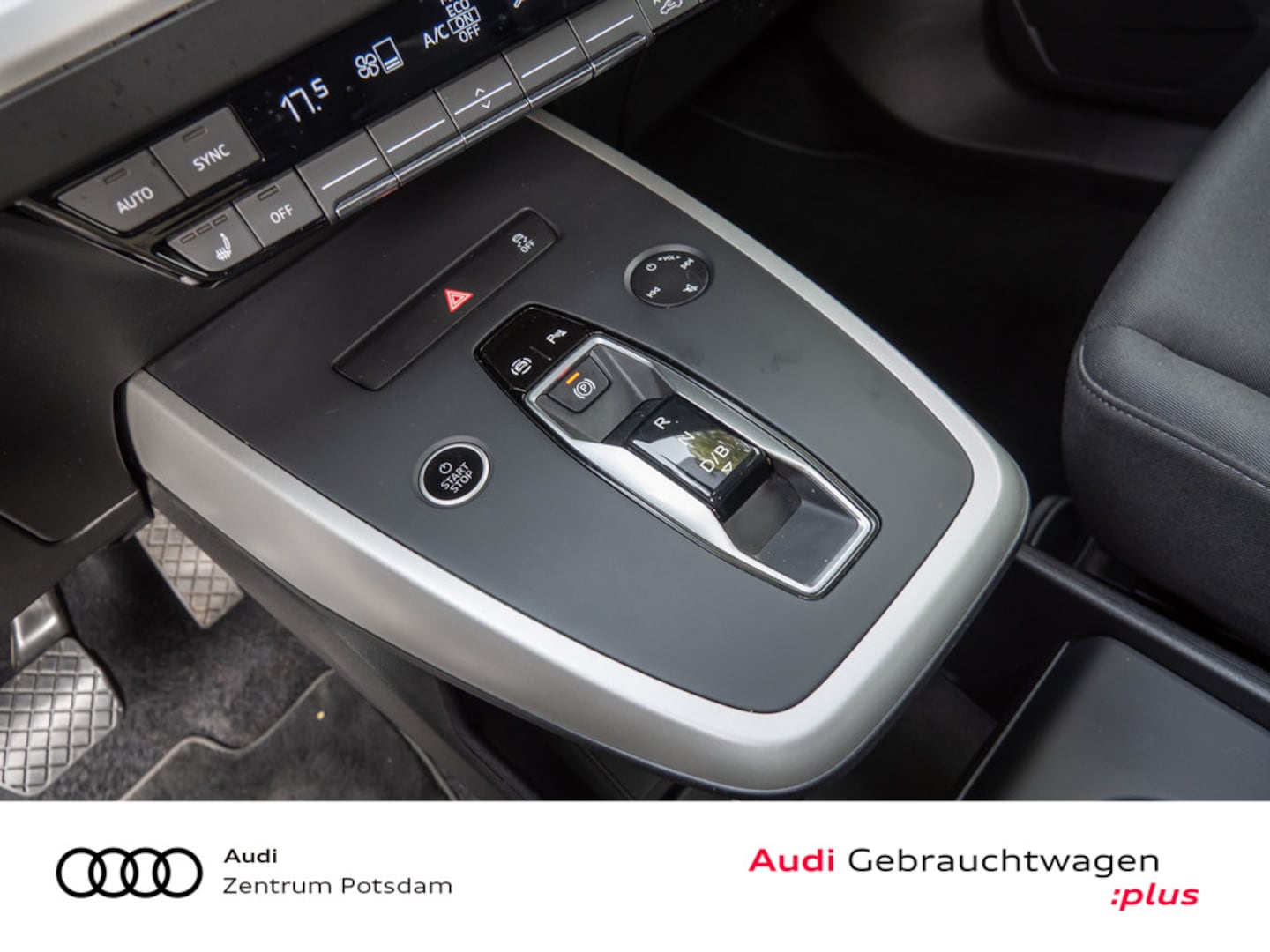 Bild über Audi Q4 e-tron 40 e-tron - für weitere Informationen kontaktieren Sie den Audi Partner
