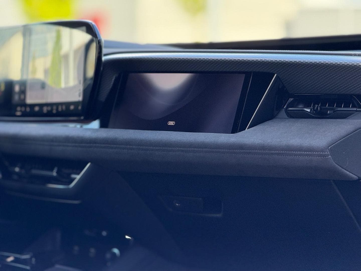 Bild über Audi A6 Avant e-tron S line business e-tron quattro 315 kW - für weitere Informationen kontaktieren Sie den Audi Partner