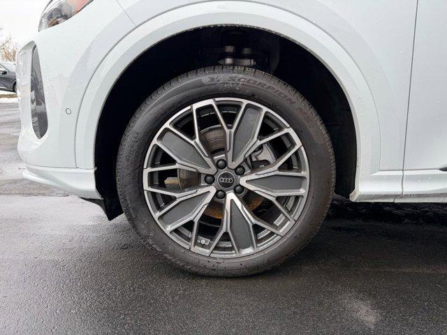 2025 Audi Q5 Premium Plus - Photo 12