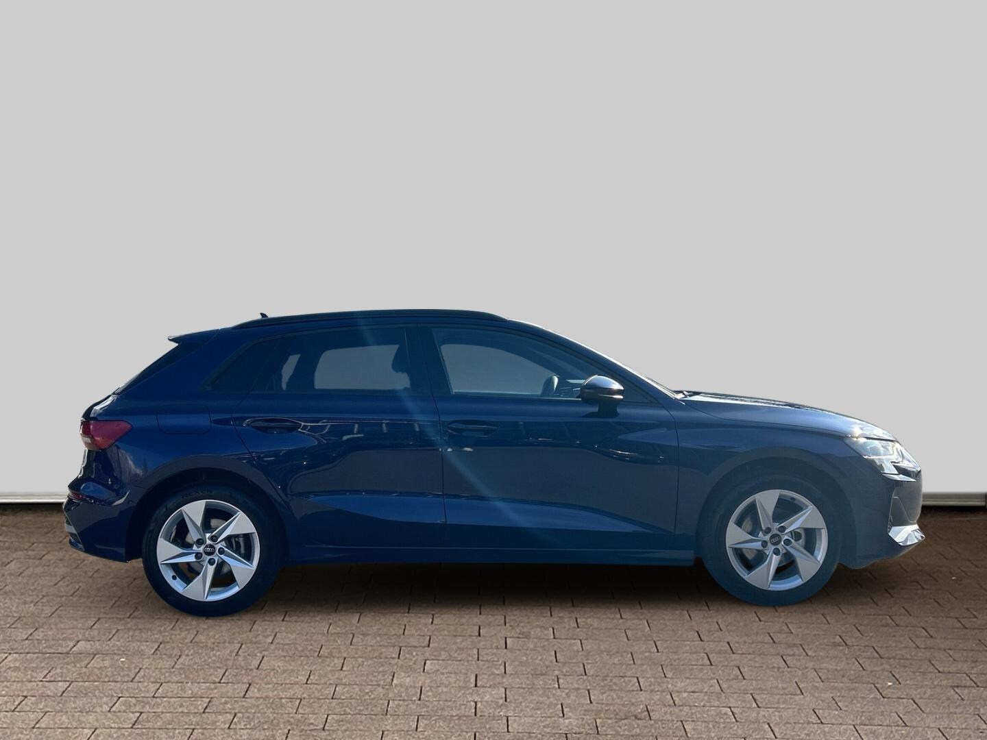 Bild über Audi A3 Sportback advanced 35 TDI S tronic - für weitere Informationen kontaktieren Sie den Audi Partner