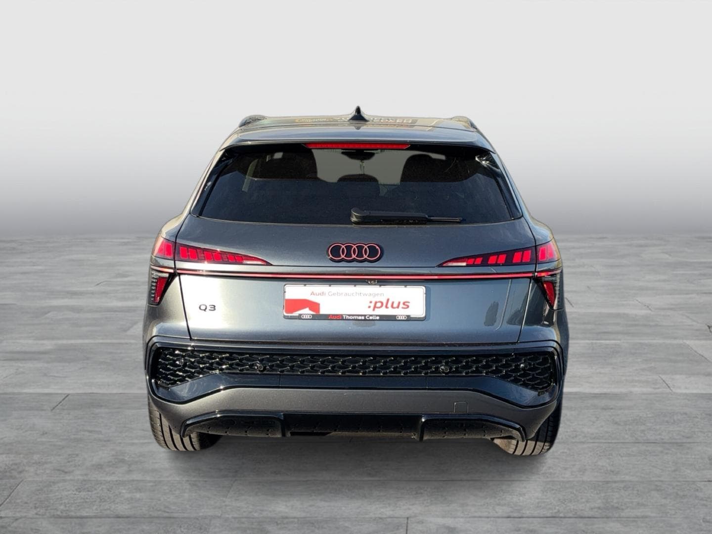 Bild über Audi Q3 SUV TFSI 110 kW S tronic - für weitere Informationen kontaktieren Sie den Audi Partner
