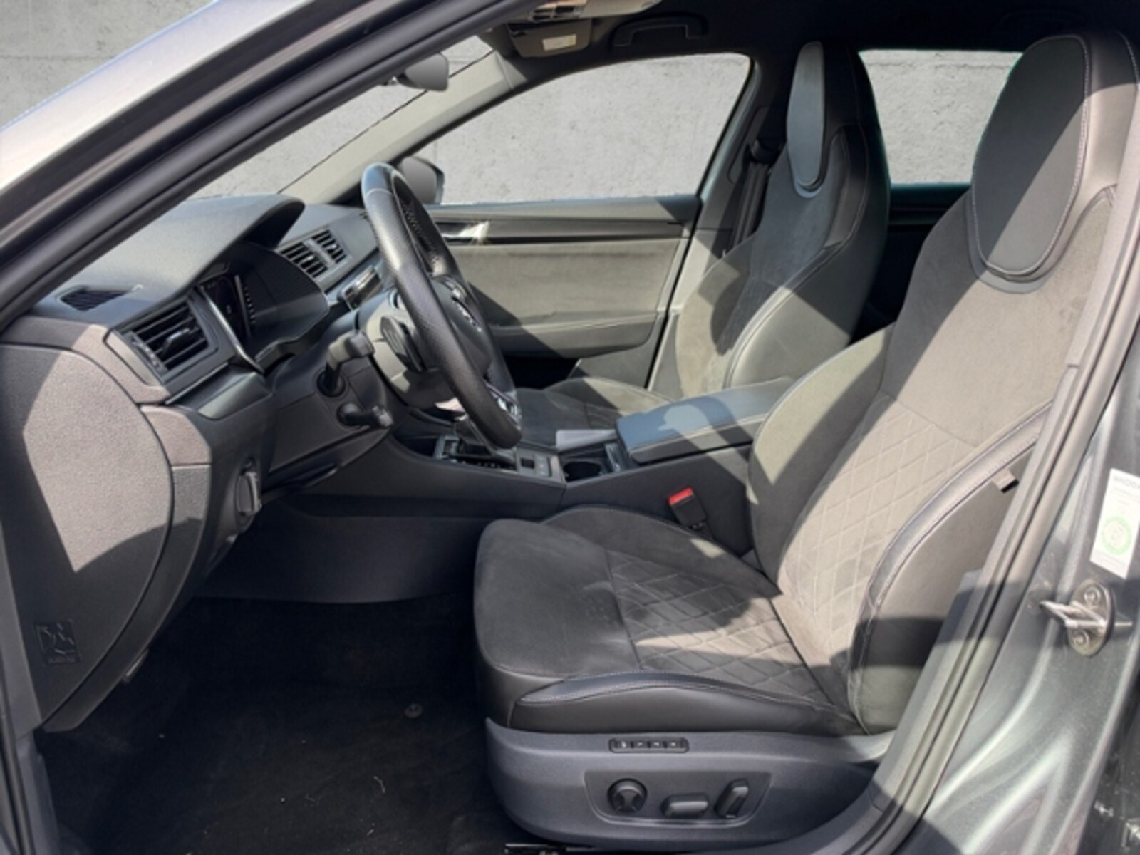 Škoda Superb Combi – Bild 12
