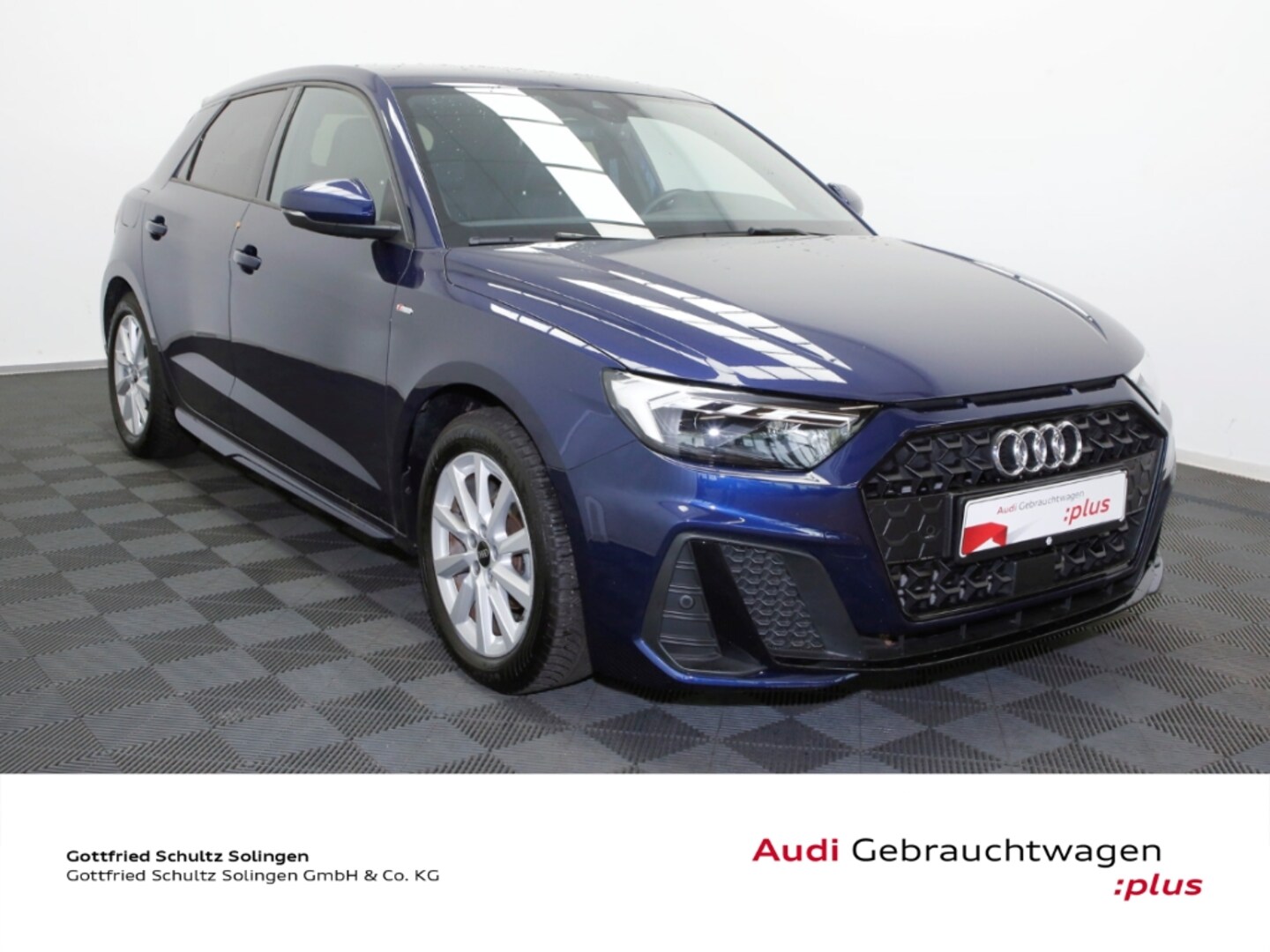 Bild über Audi A1 Sportback S line 25 TFSI S tronic - für weitere Informationen kontaktieren Sie den Audi Partner