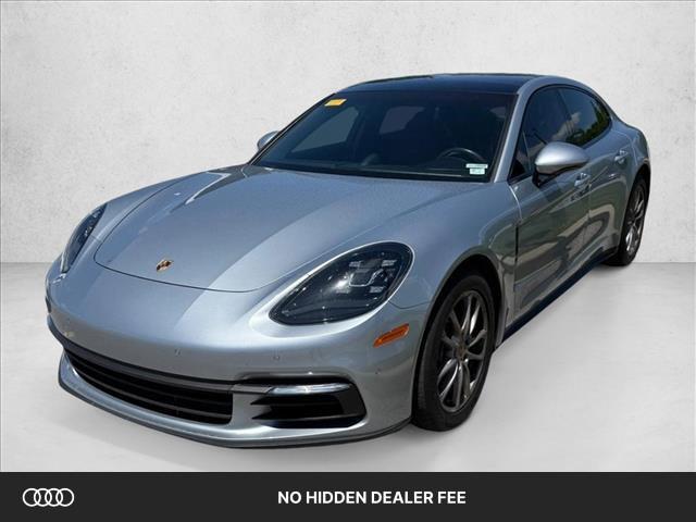 2019 Porsche Panamera 4's photo