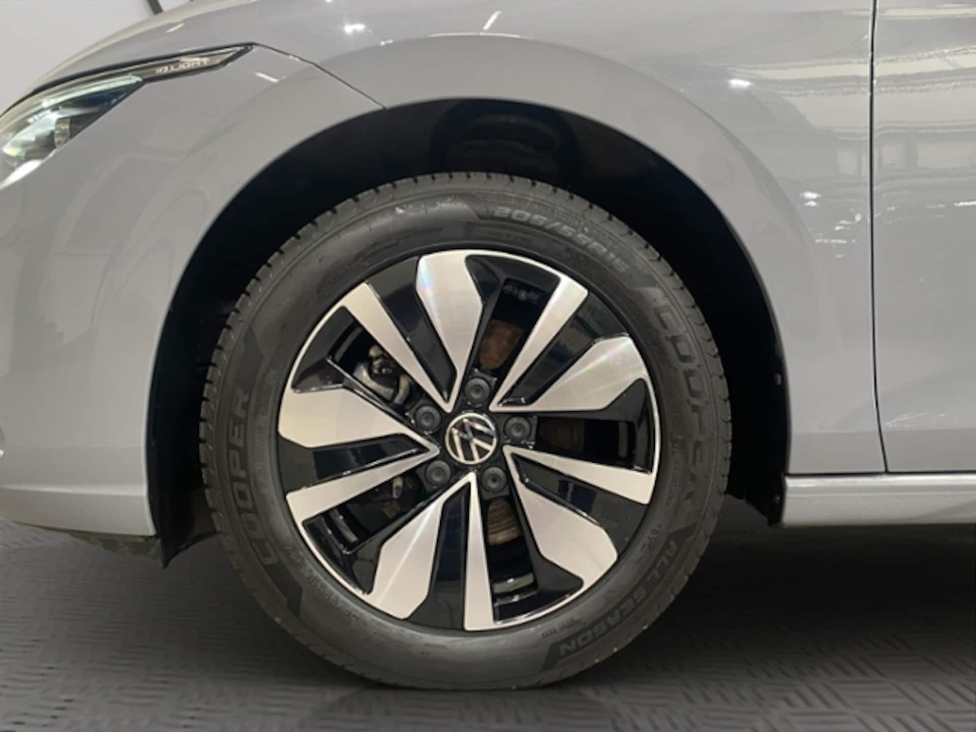 Volkswagen Golf MOVE