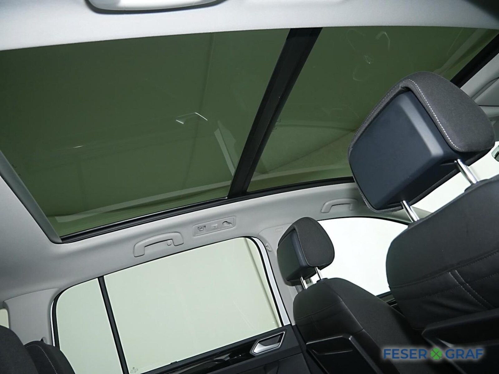 Volkswagen Touran – Bild 7