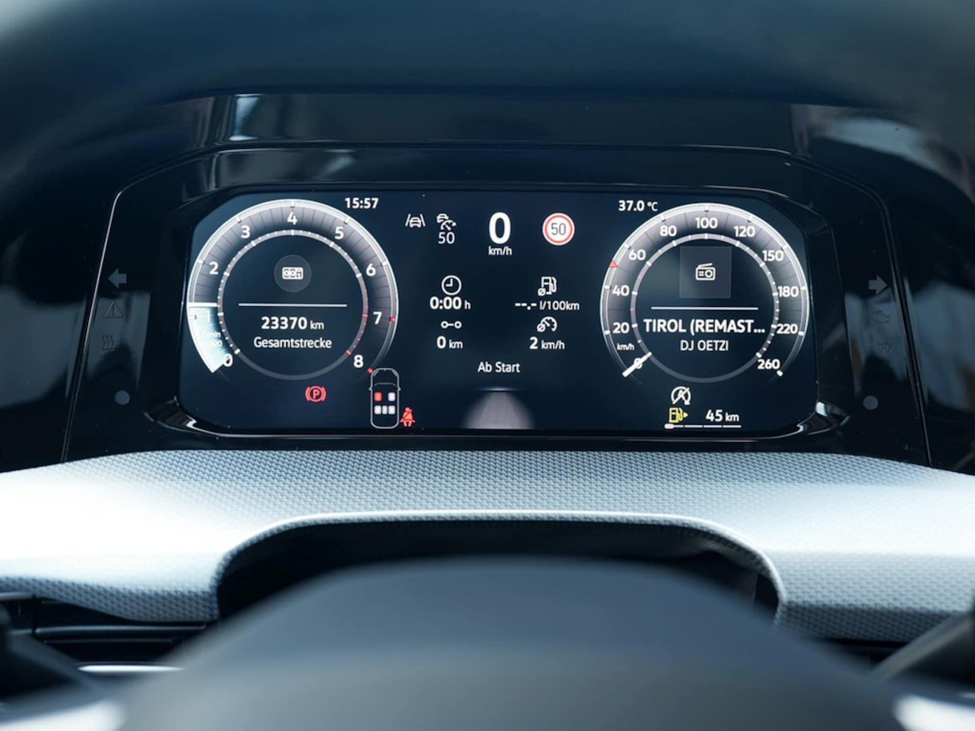 Volkswagen Golf Life