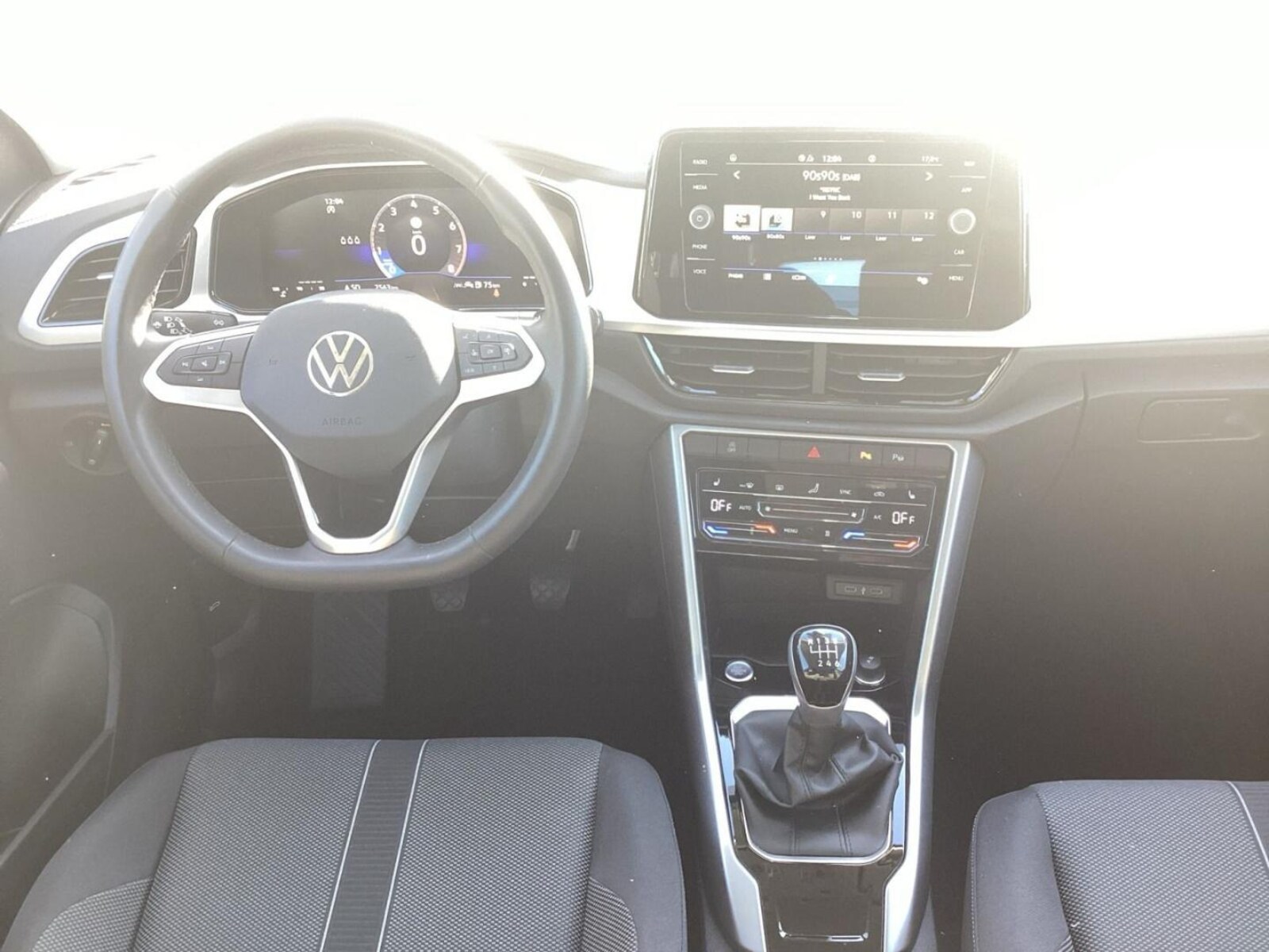 Volkswagen T-Roc – Bild 11