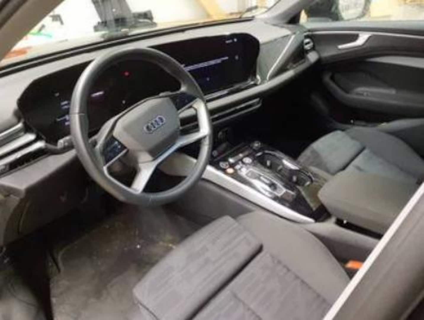 Bild über Audi A6 Limousine TDI 150 kW S tronic - für weitere Informationen kontaktieren Sie den Audi Partner