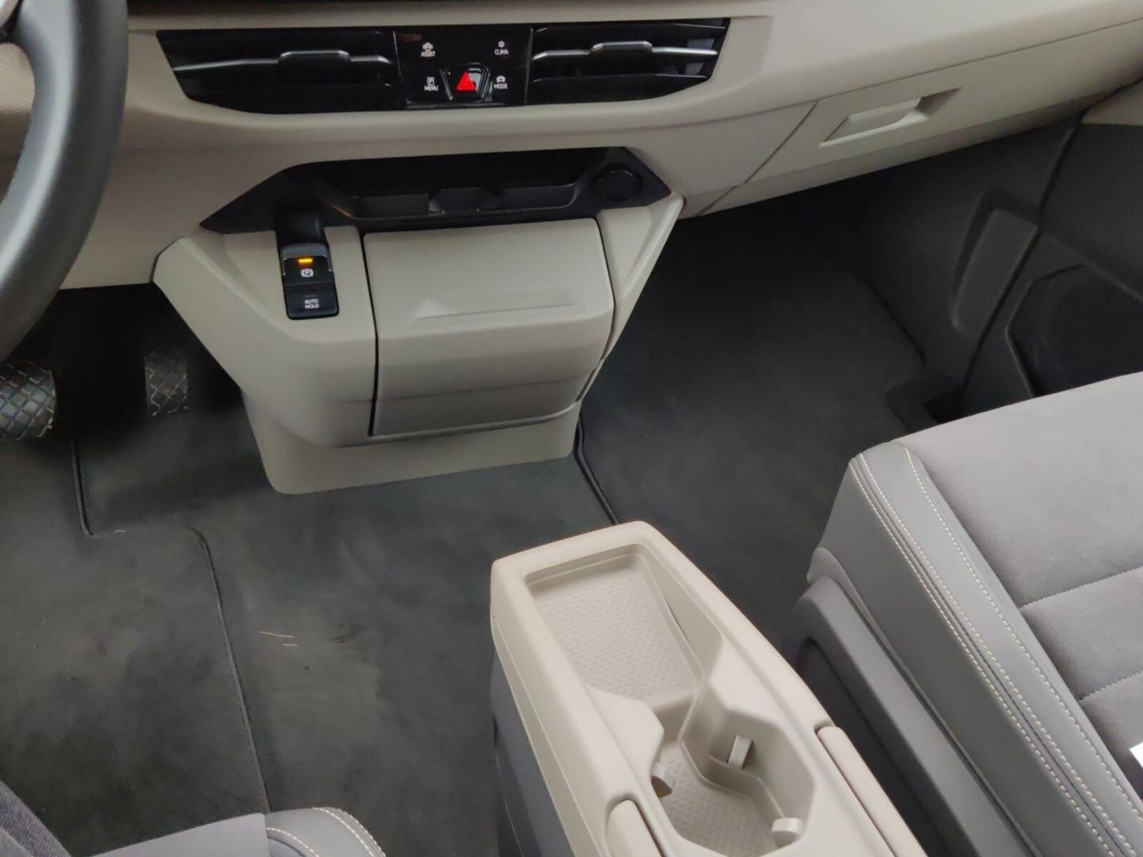 Volkswagen Multivan Langversion – Bild 12