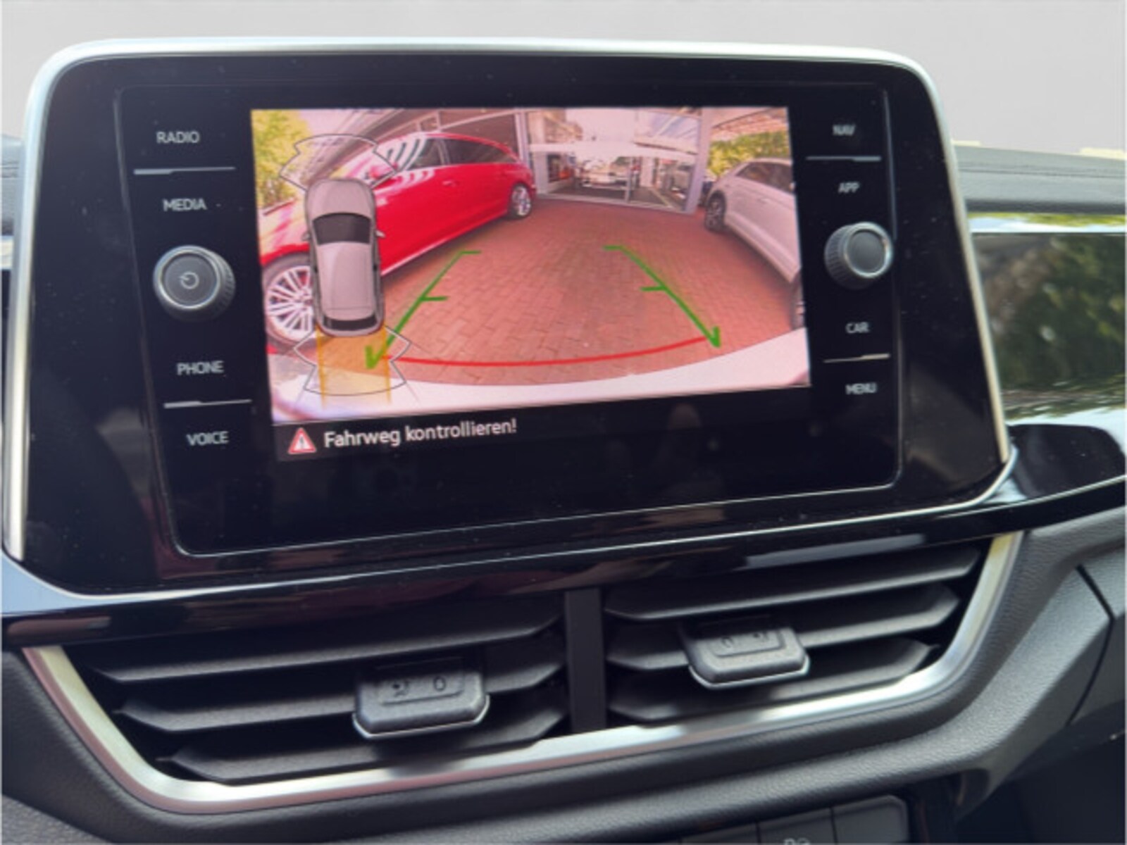 Volkswagen T-Roc – Bild 13
