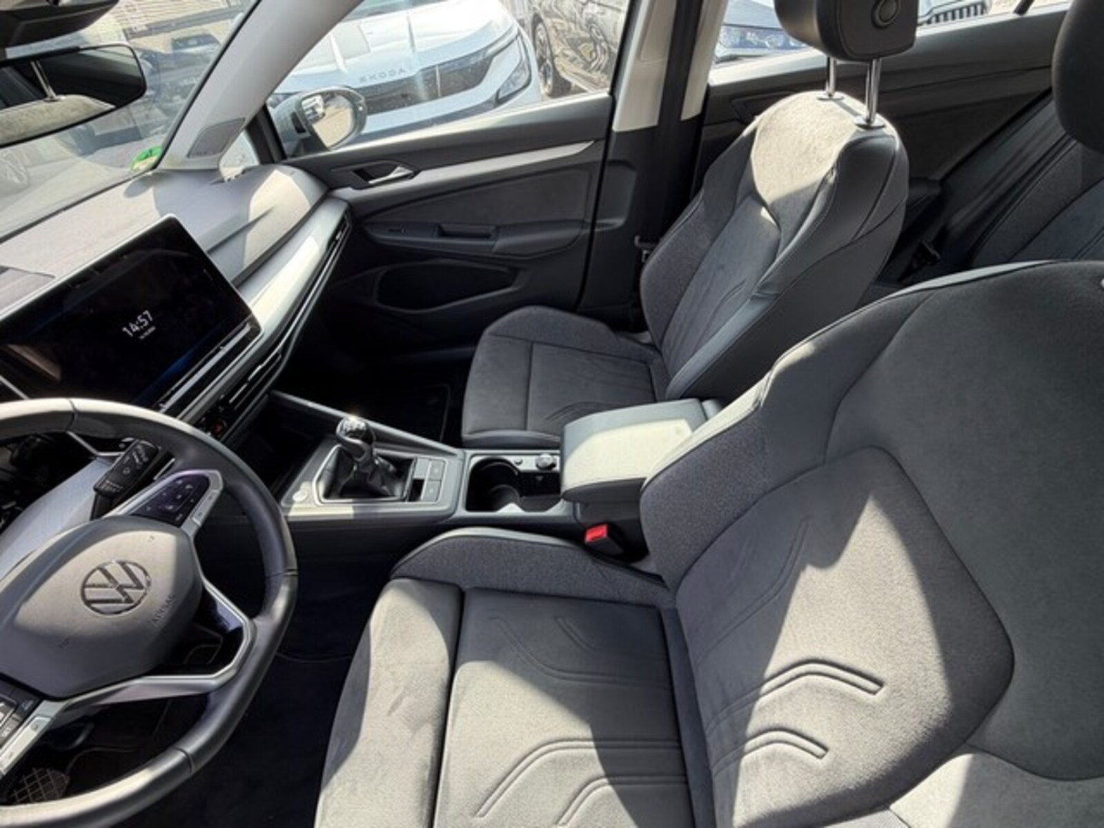 Volkswagen Golf – Bild 8