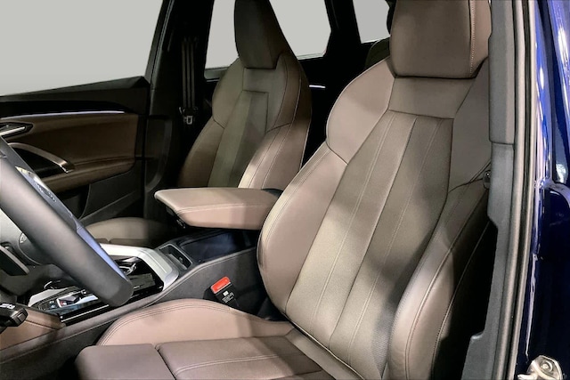 2025 Audi New Q5 Premium Plus - Photo 8