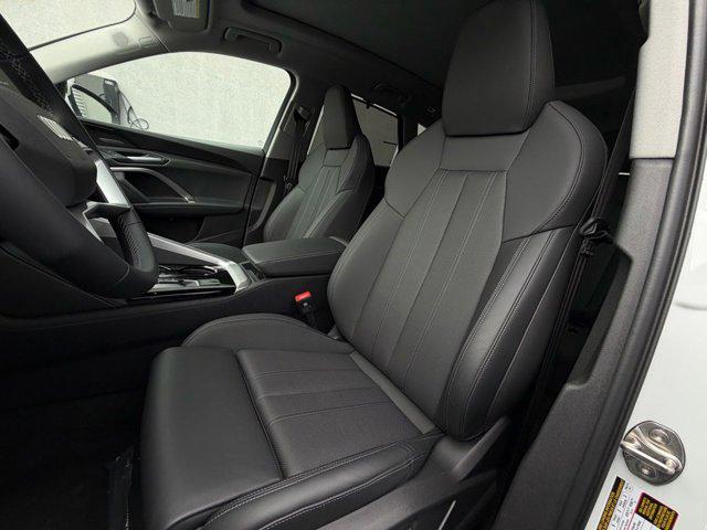 2025 Audi Q5 Premium Plus - Photo 13