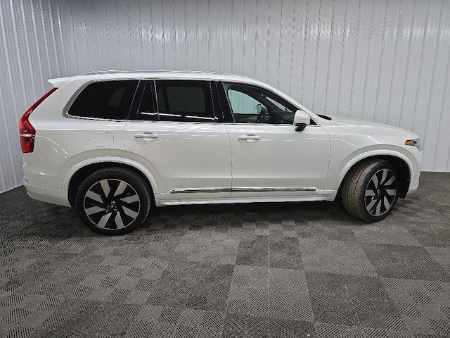 2023 Volvo XC90 Recharge Plug-In Hybrid