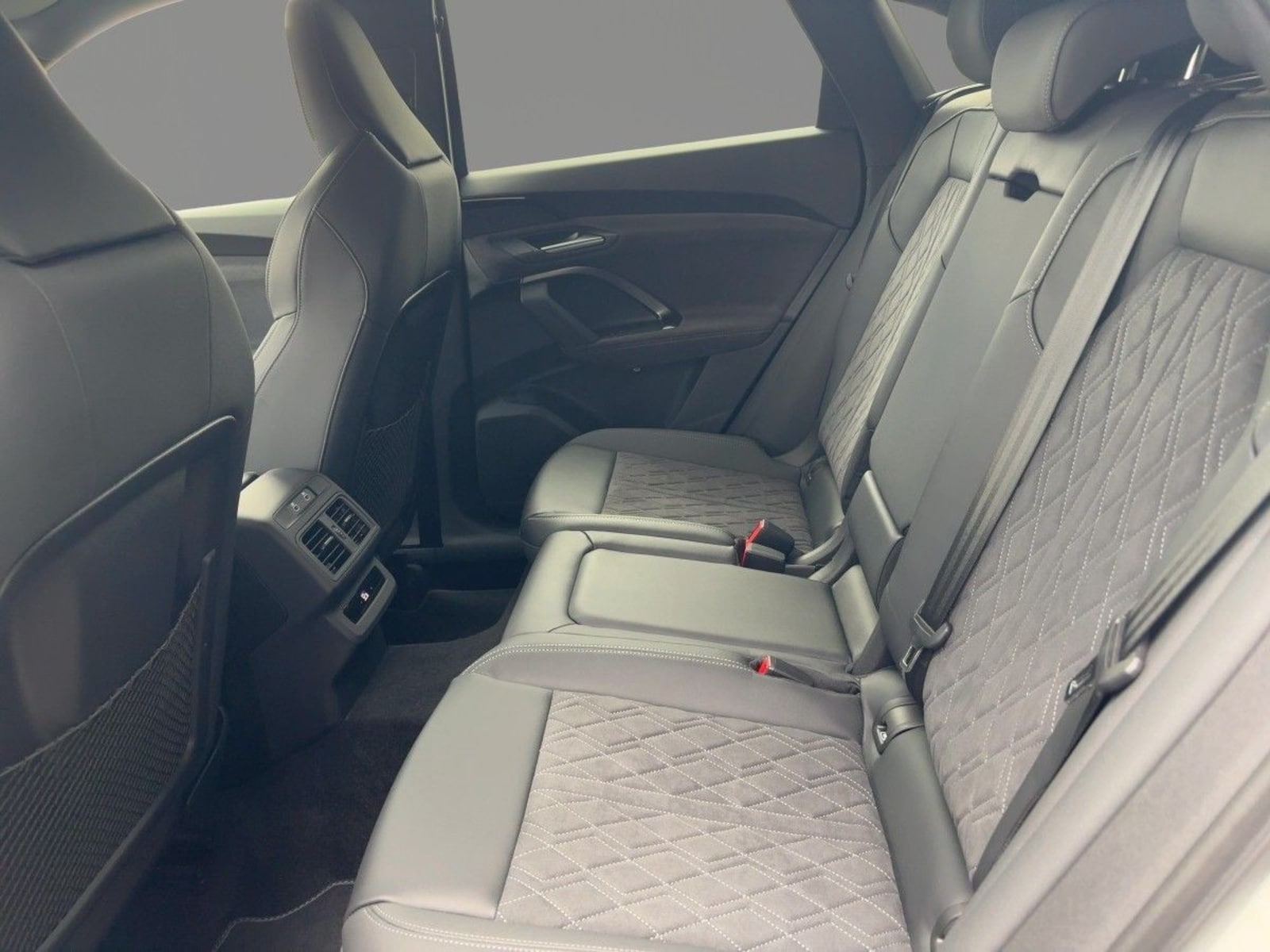 Audi SQ5 Sportback – Bild 8