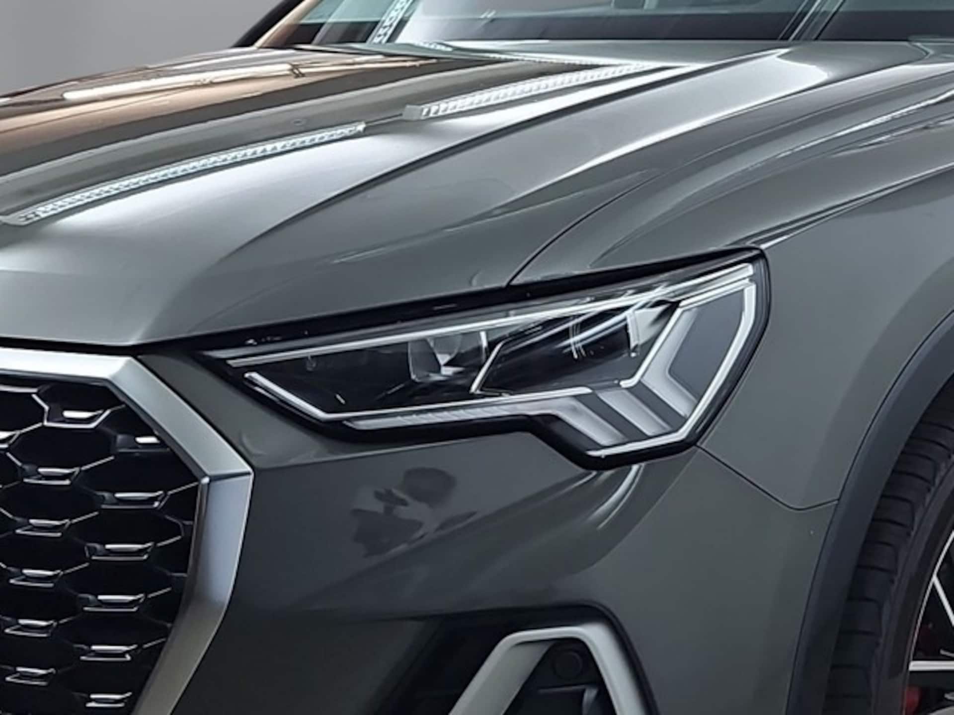 Audi Q3 Sportback S line