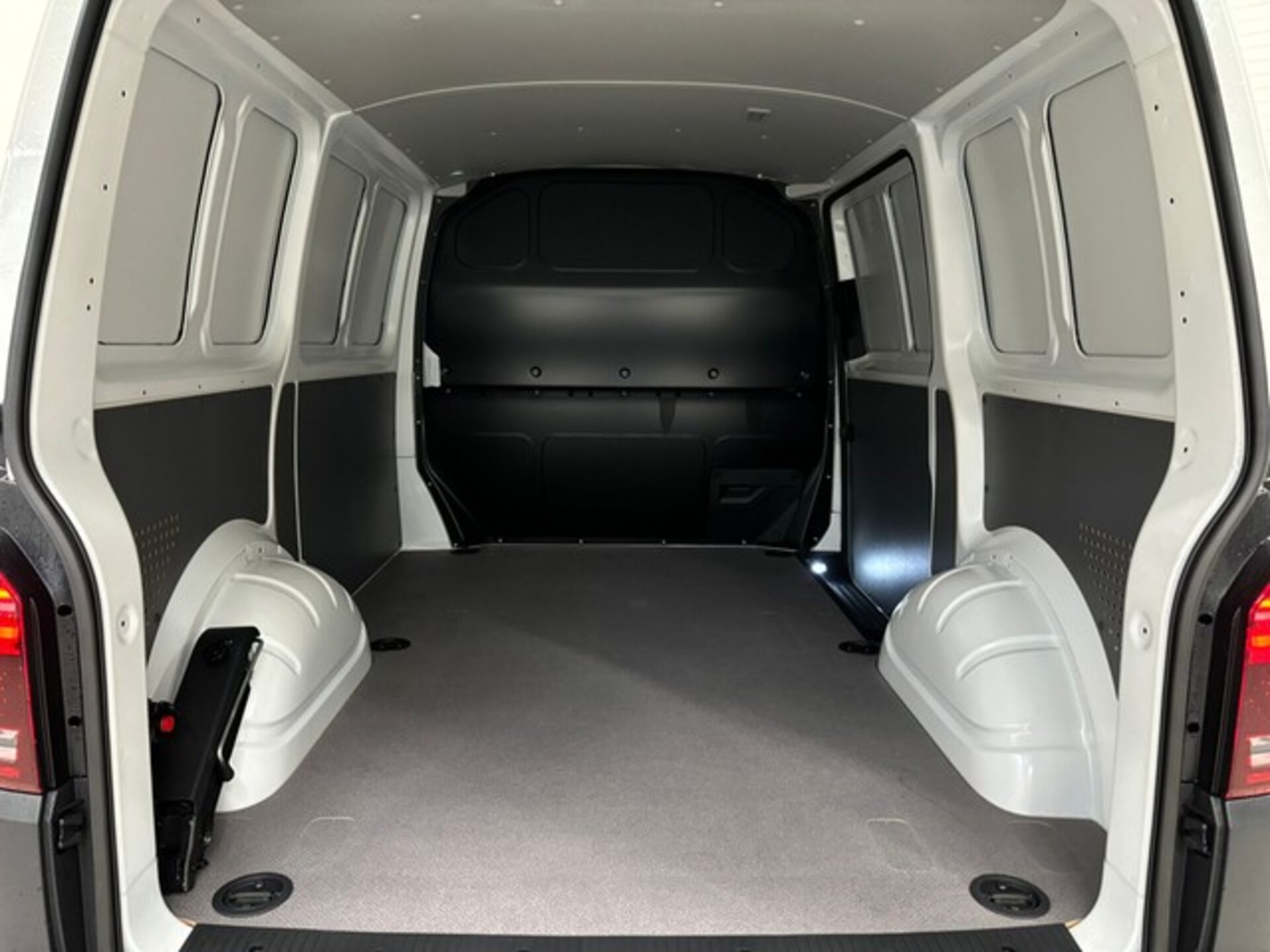 Volkswagen T6.1 Transporter Kasten kurzer Radstand