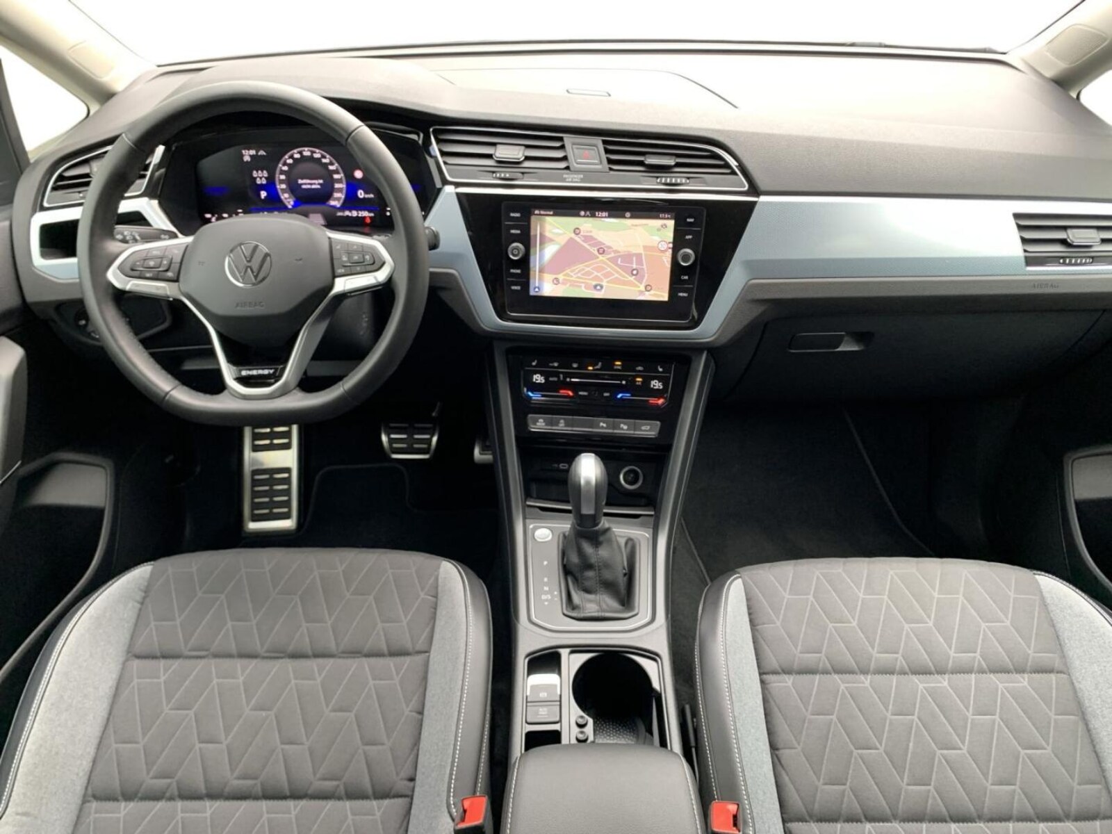 Volkswagen Touran – Bild 15
