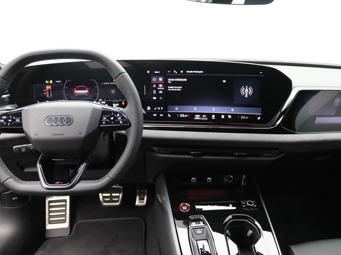 Bild über Audi A5 Limousine TFSI quattro S tronic - für weitere Informationen kontaktieren Sie den Audi Partner