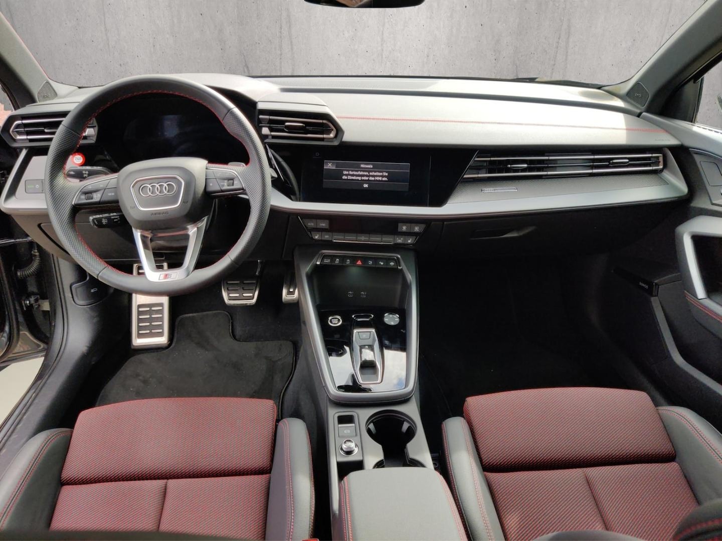 Bild über Audi A3 Sportback S line 35 TFSI S tronic - für weitere Informationen kontaktieren Sie den Audi Partner