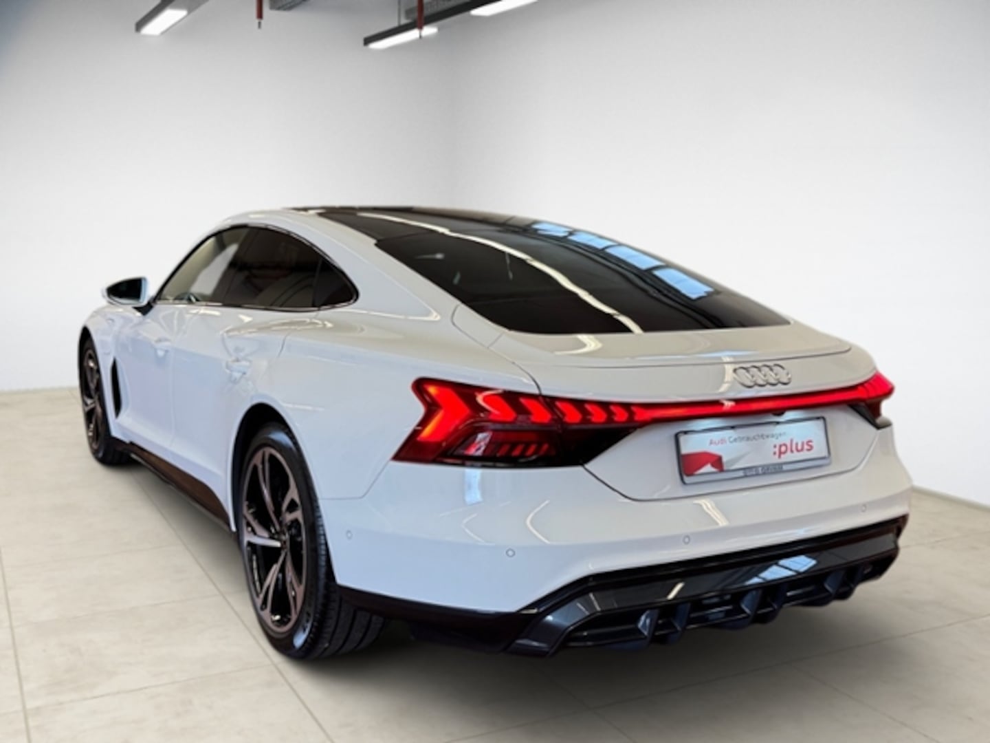 Bild über Audi e-tron GT e-tron quattro - für weitere Informationen kontaktieren Sie den Audi Partner