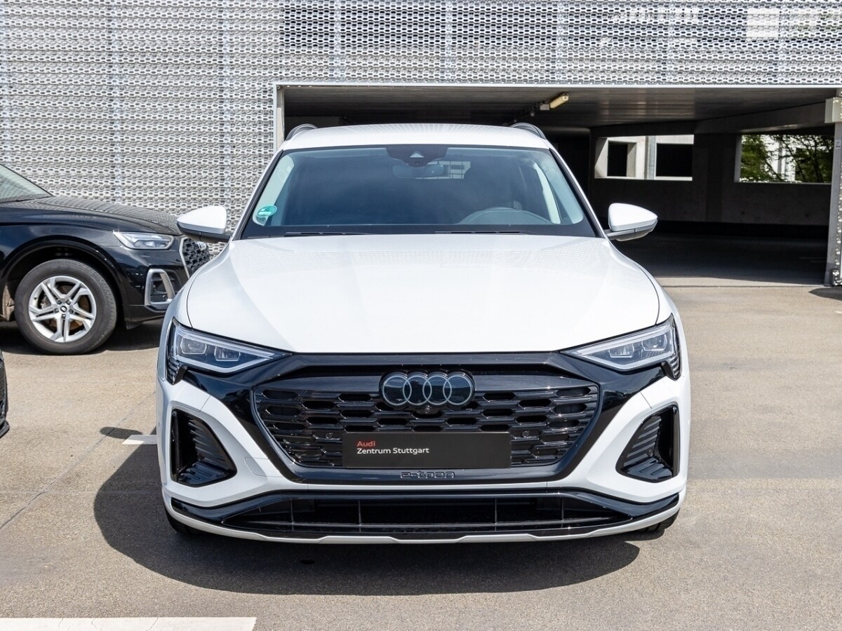 Image about Audi Q8 e-tron S line 50 e-tron quattro
